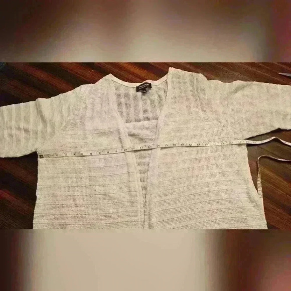Jones New York SignatureWoman White Open Crochet Knit 3/4 Sleeve Cardigan Sz 1X - Picture 8 of 12
